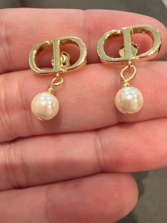 Macy's Jewelry - New Gold-Tone Logo Pearl Drop Earrings